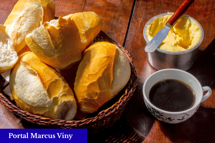 O cheiro de pão que acorda o bairro