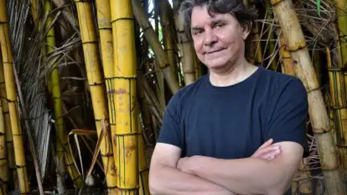 Lô Borges segue internado em estado grave, mas estável, em Belo Horizonte