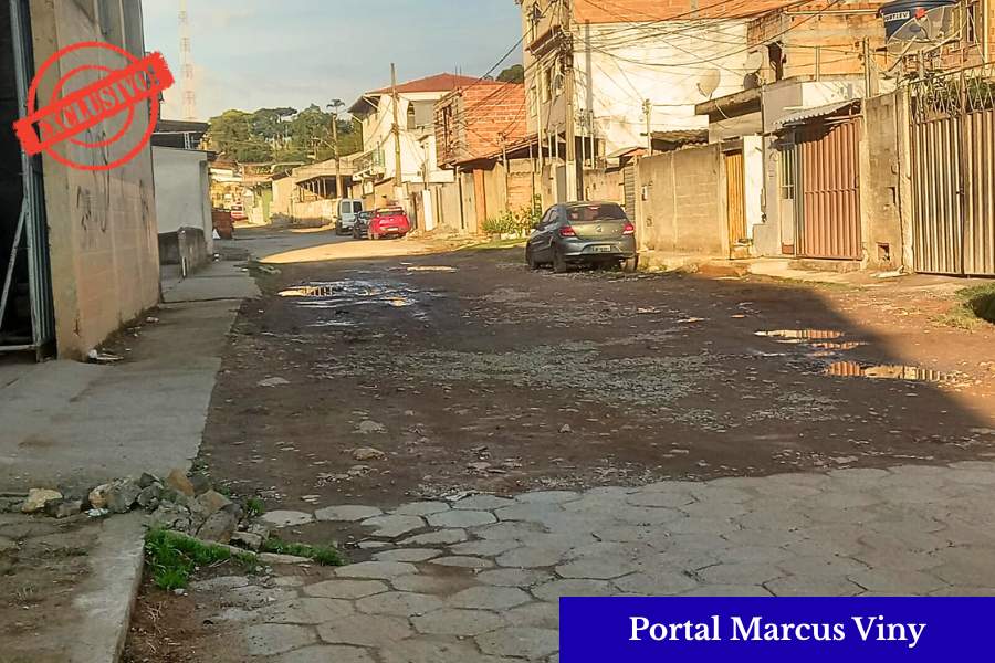 Moradores da Rua Olga Monteiro, no Bairro Passarinhos, denunciam abandono e más condições da via em Barbacena