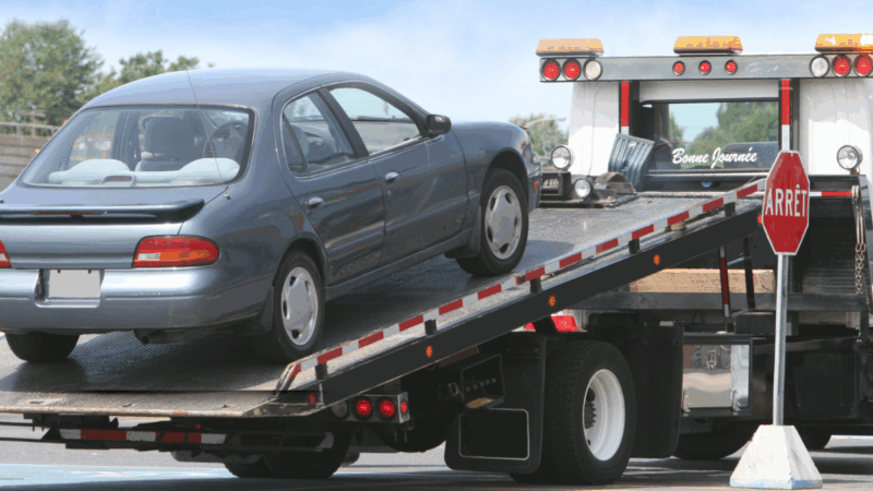 Fiscalização da SETRAM resulta em remoção de veículos estacionados irregularmente no Centro de Barbacena