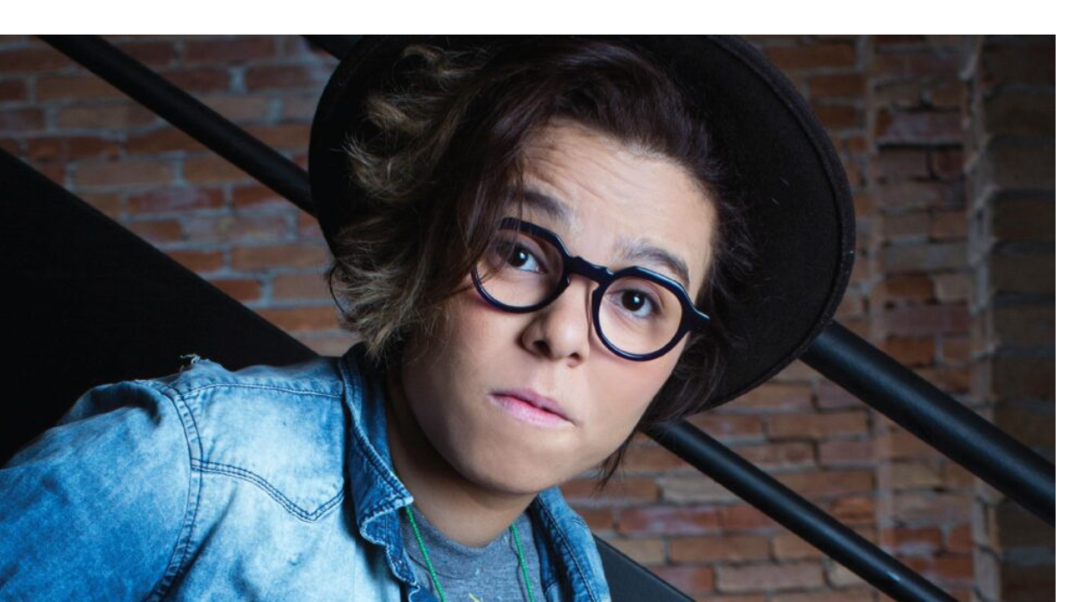 Cancelamento do Show de Maria Gadú em São João del-Rei Gera Debate Sobre Liberdade Artística e Interferência Política