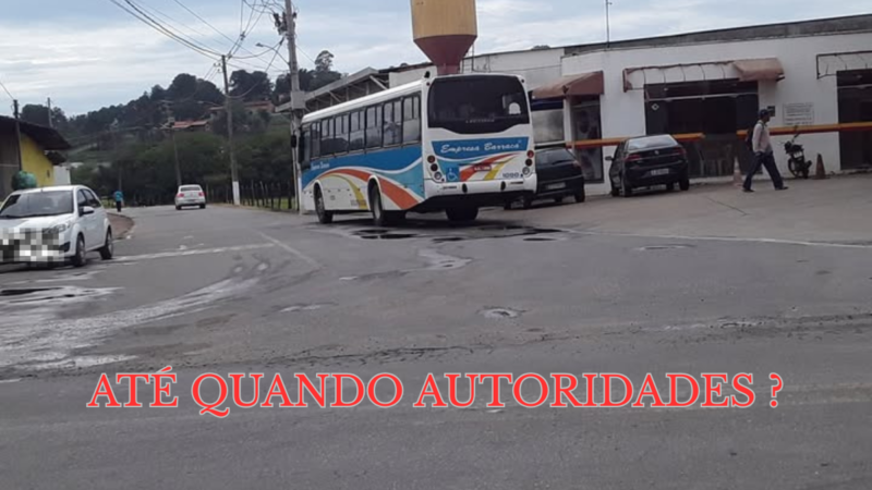 Ônibus da linha Campolide x Barbacena quebra novamente e deixa passageiros sem transporte pela manhã