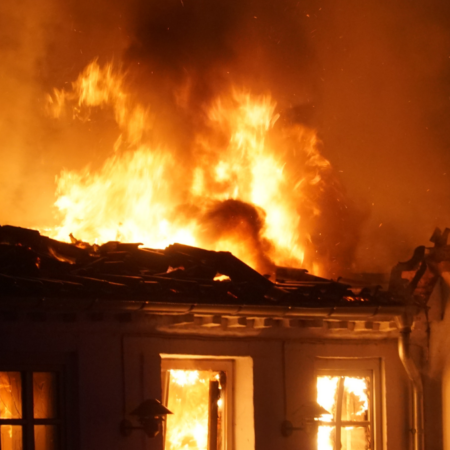 Tragédia em Alto Rio Doce: homem morre durante incêndio em residência